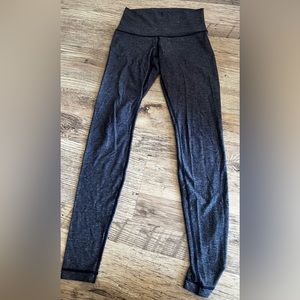 Lululemon legging high rise size 6 no piling in crotch area